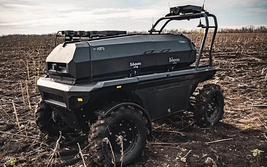 Kỳ tích robot giải cứu thương binh Ukraine bị kẹt 33 ngày sau chiến tuyến Nga